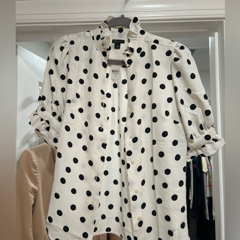 Ann Taylor XS Blouse- NEW WITH TAGS